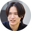 T.Mの顔写真
